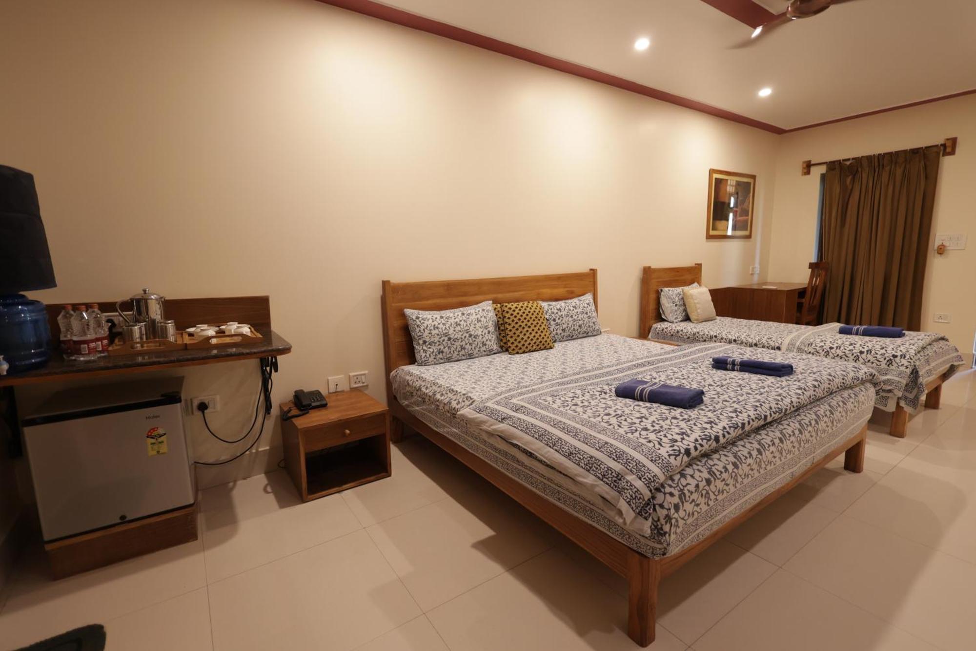 Mvt Guesthouse & Restaurant Vrindāvan Εξωτερικό φωτογραφία